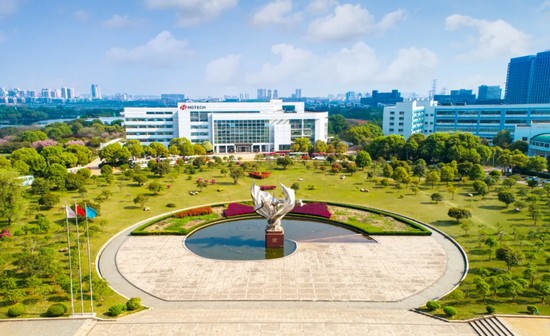 《湖北日報》頭版報道：華工科技從激光打標起家，蝶變助力C919等國之重器